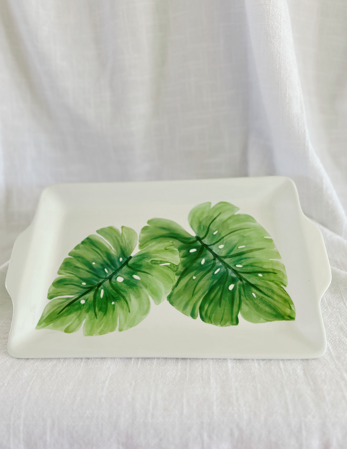 Monstera Flat Handled Tray 13"