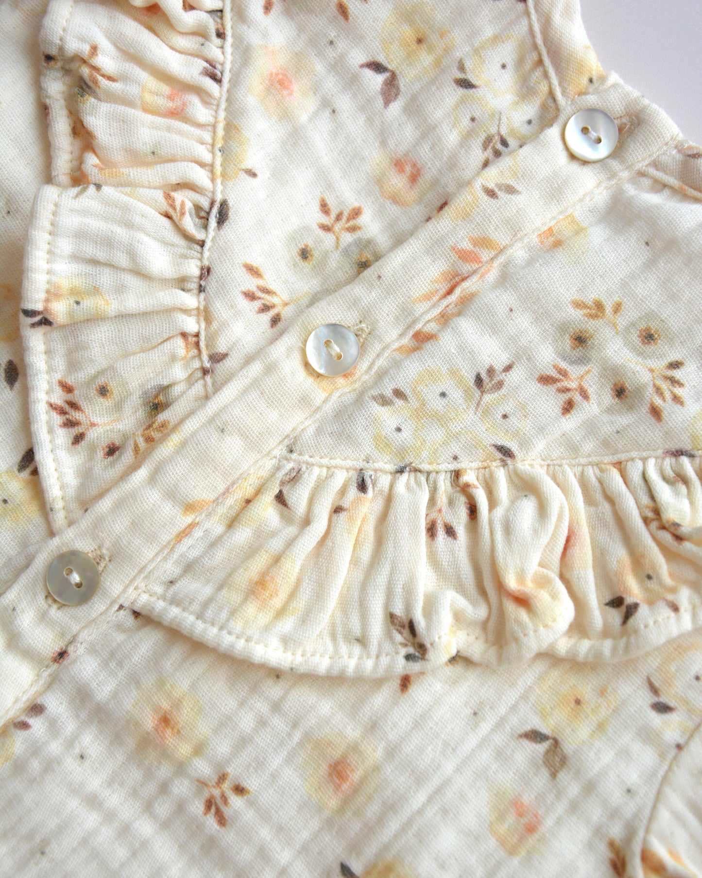 Baby / kids 100% cotton muslin blouse flower print: 3-4 years