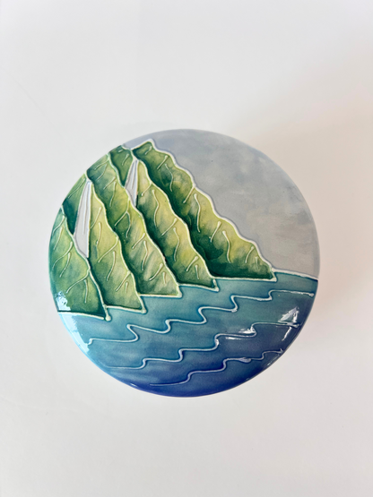 Nā Pali Treasure Box