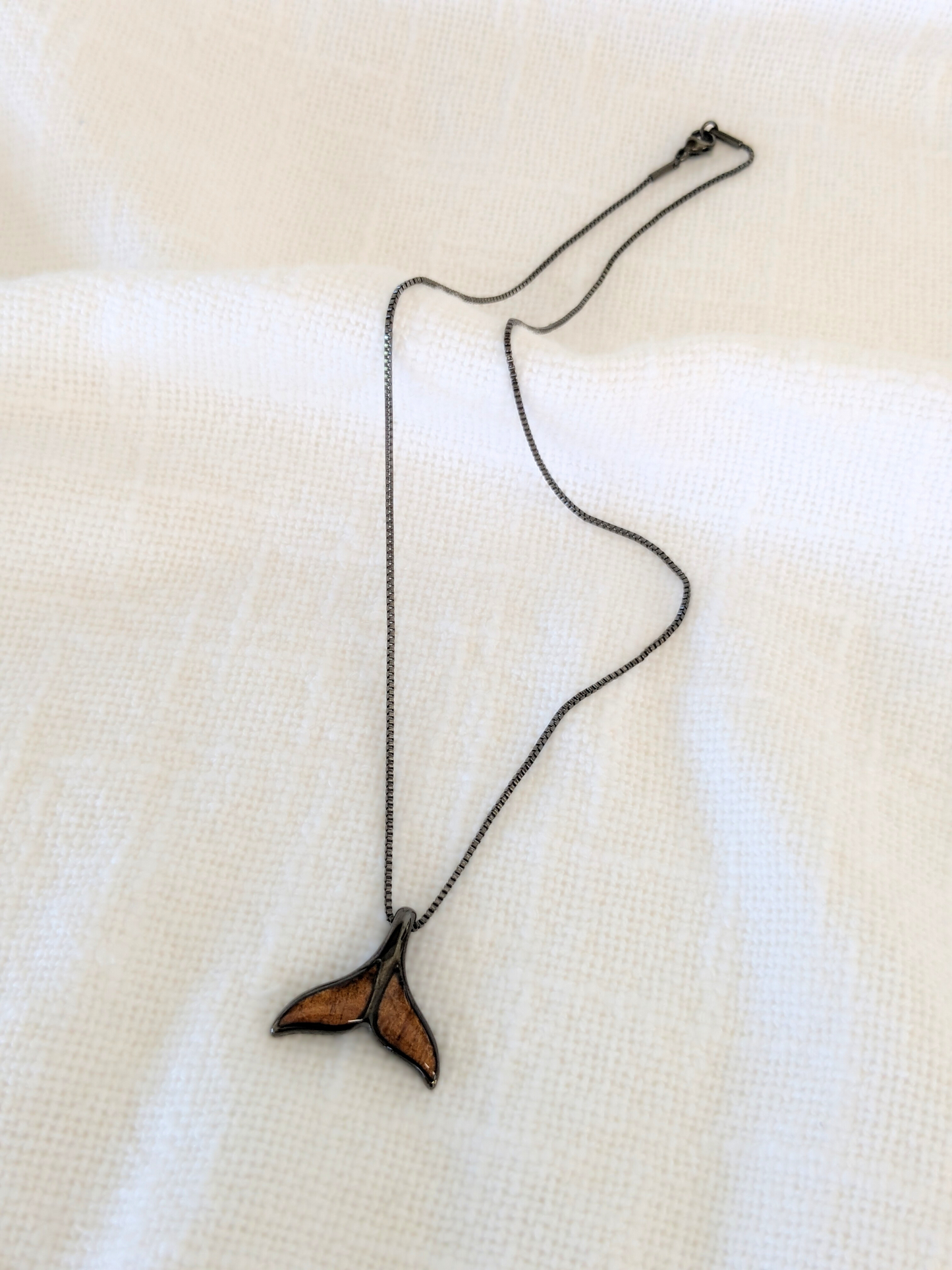 Hawaiian Koa Whale Tail Necklace - Gunmetal