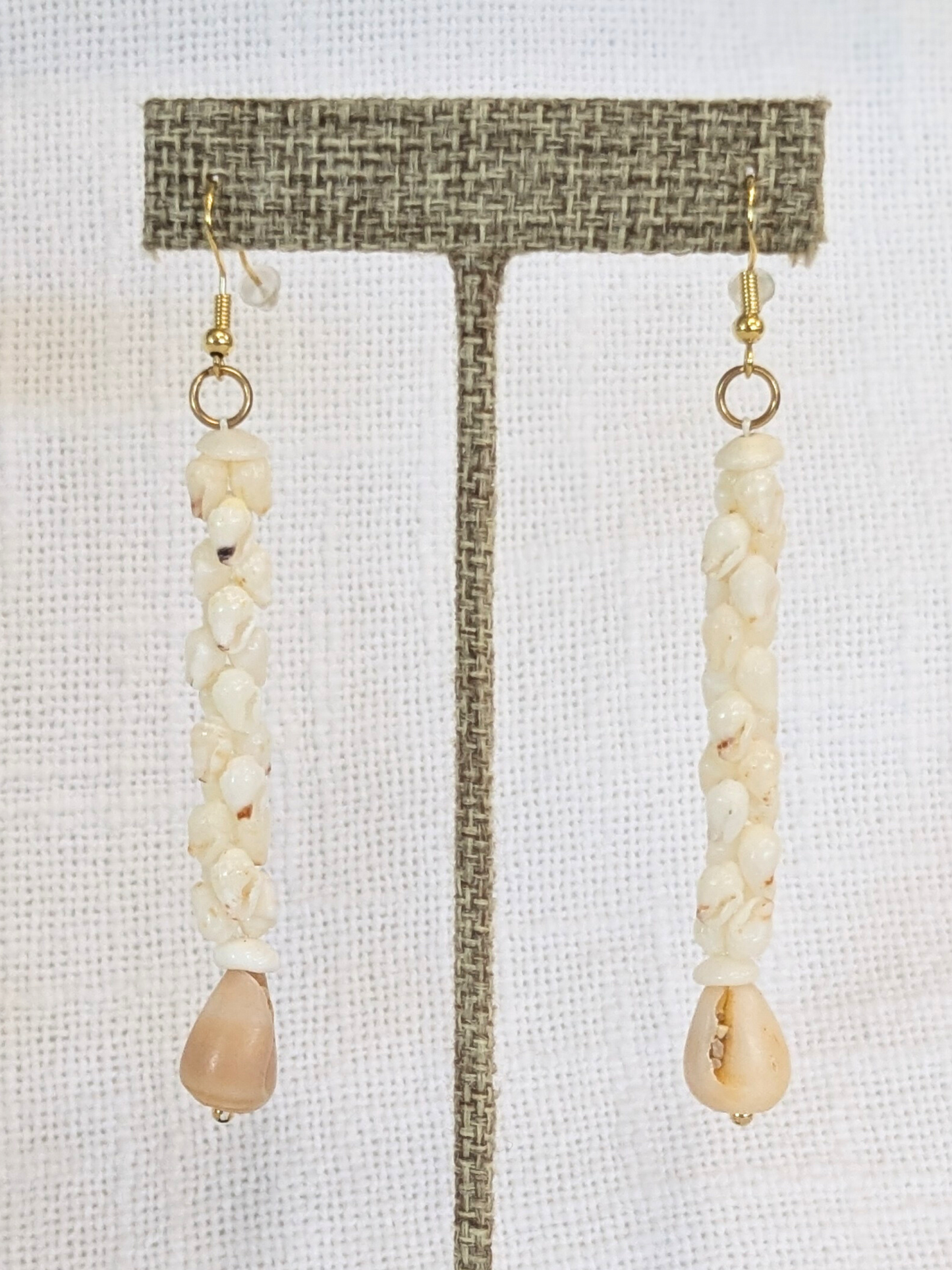 2.25" Momi w/cone shell earring