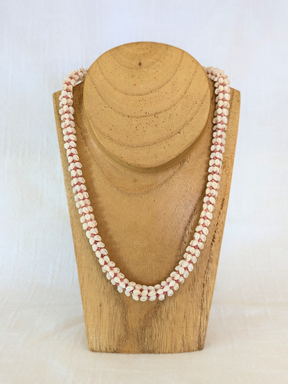 21'' Paha Momi & Kahelelani Lei Shell Necklace #9