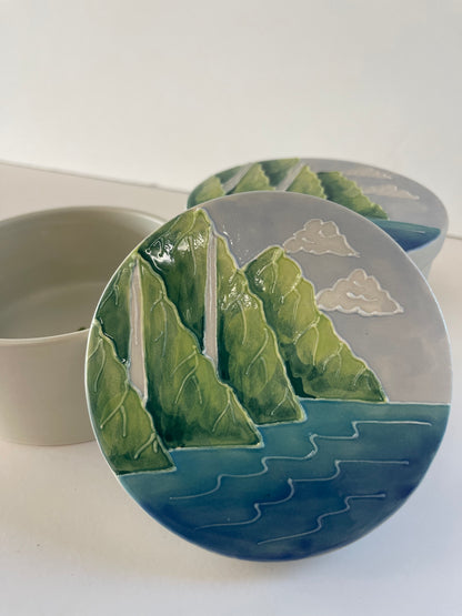 Nā Pali Treasure Box