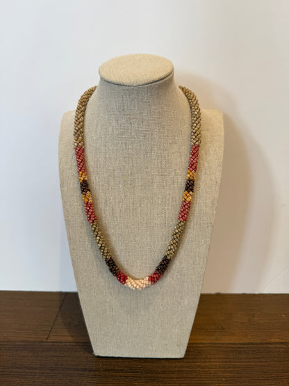 #36- Lei Poepoe 4 tie kahelelani 22"