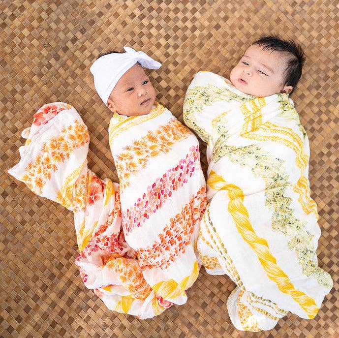 Lei Alaula ʻUlaʻula Kapa Moe - Hawaiian Bamboo Swaddle